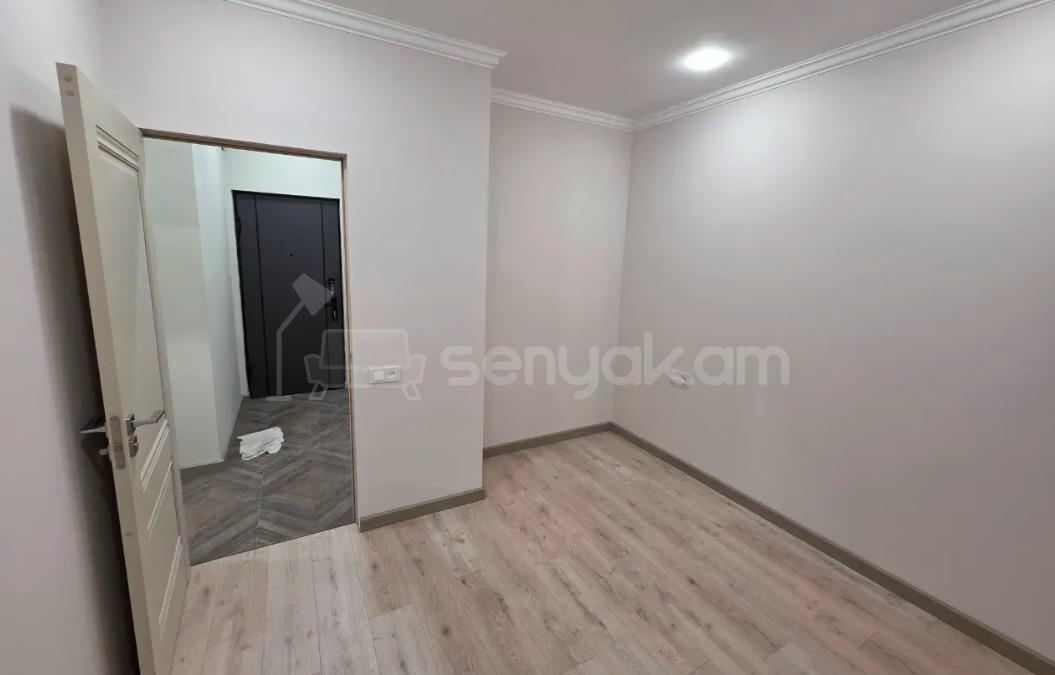 3 Սենյականոց Բնակարան, 44քմ, 1/9 հարկ, Կապիտալ Վերանորոգված