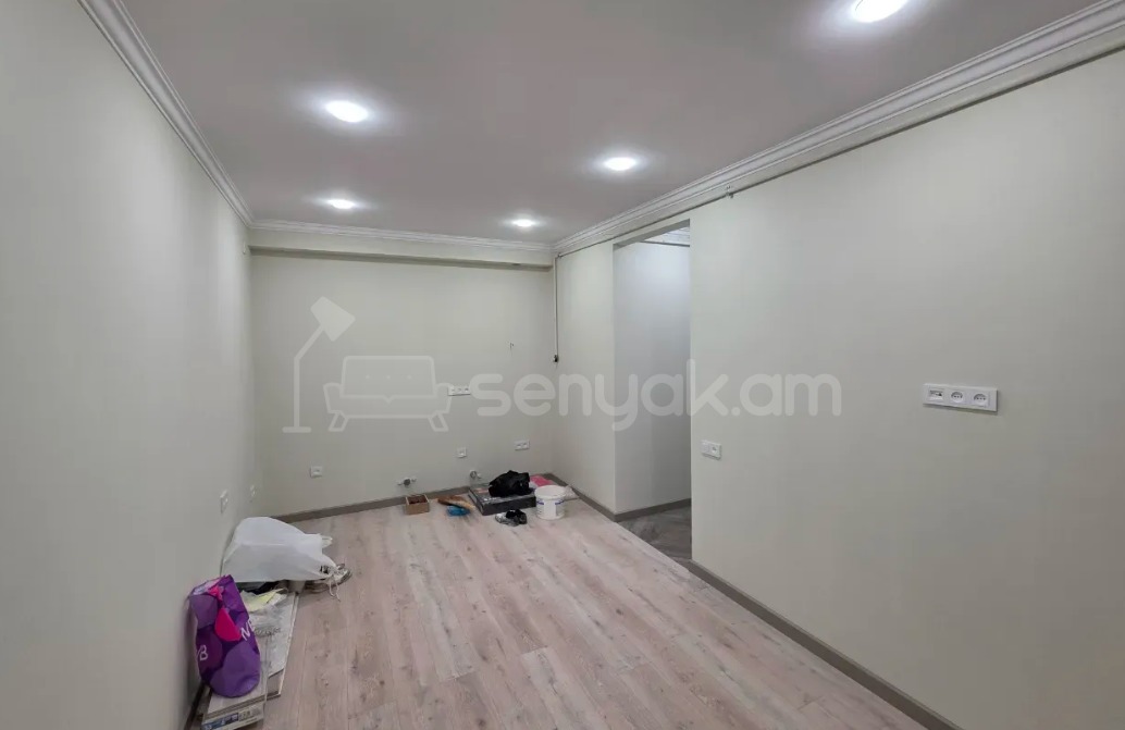 3 Սենյականոց Բնակարան, 44քմ, 1/9 հարկ, Կապիտալ Վերանորոգված