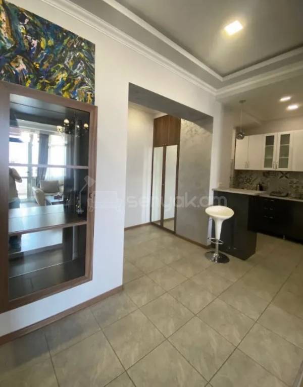 2 Սենյականոց Բնակարան Նորակառույցում, 60քմ, 8/22 հարկ, Դիզայներական Վերանորոգված, Կահավորված, Արևկող