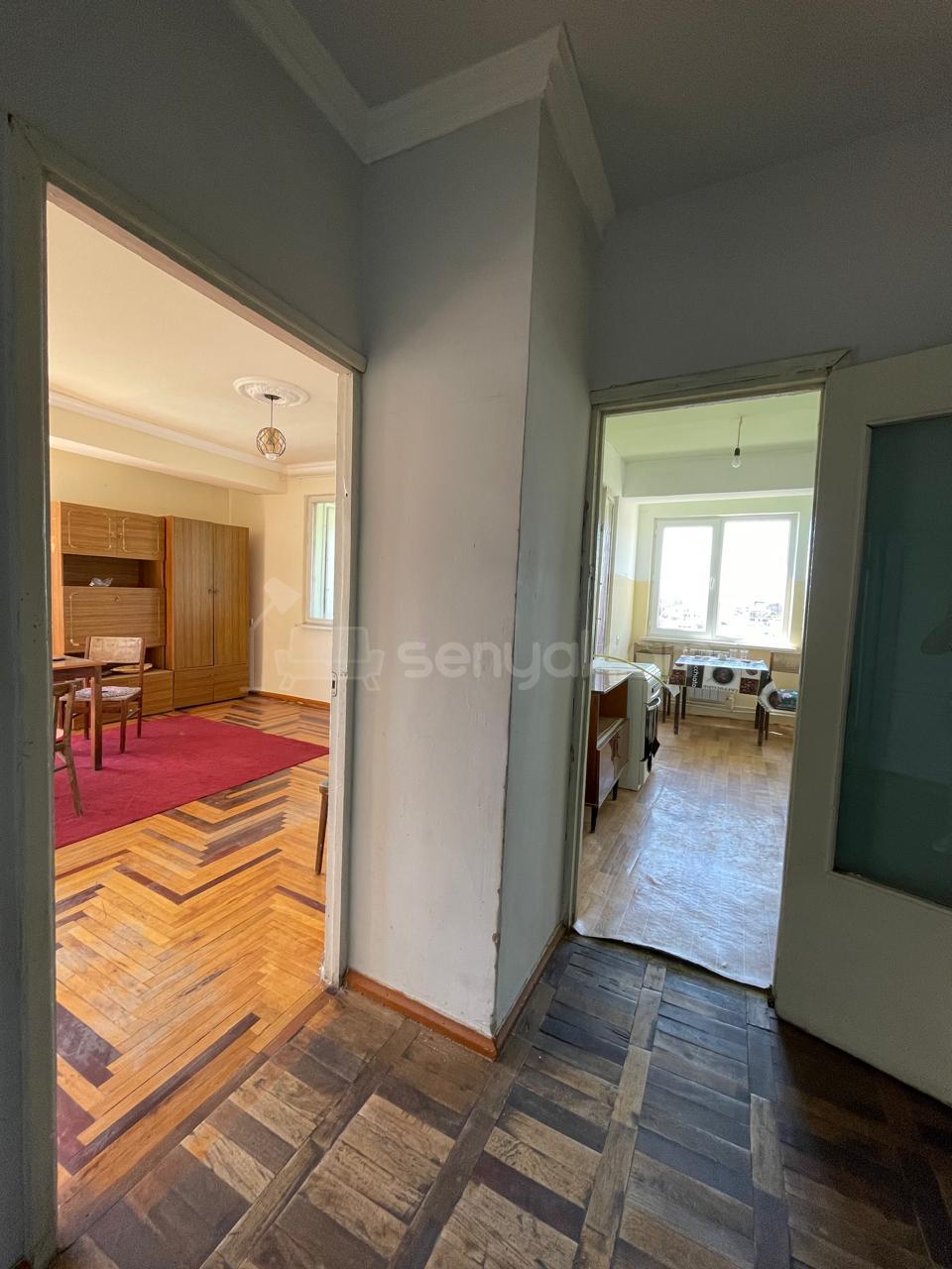 3 Սենյականոց Բնակարան, 80քմ, 13/14 հարկ, Կոսմետիկ Վերանորոգված, Մասամբ Կահավորված, Արևկող