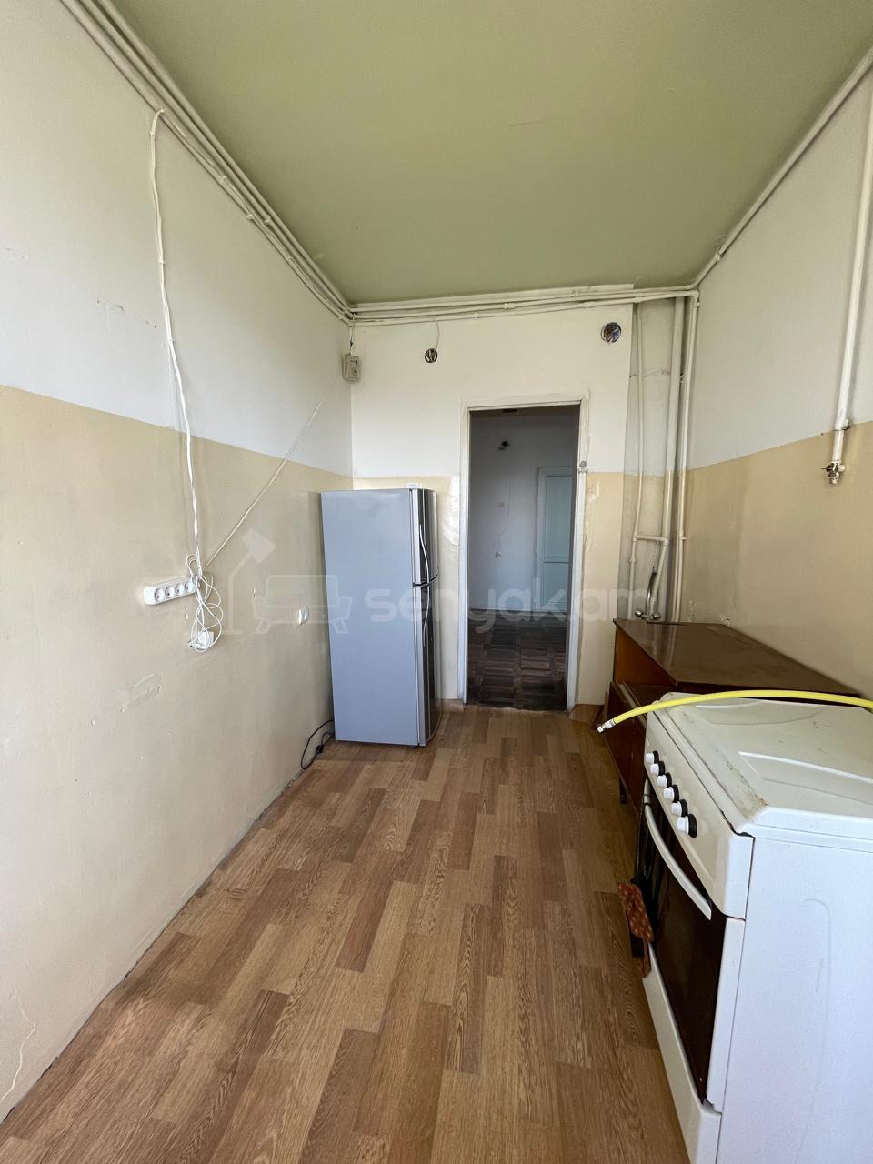 3 Սենյականոց Բնակարան, 80քմ, 13/14 հարկ, Կոսմետիկ Վերանորոգված, Մասամբ Կահավորված, Արևկող