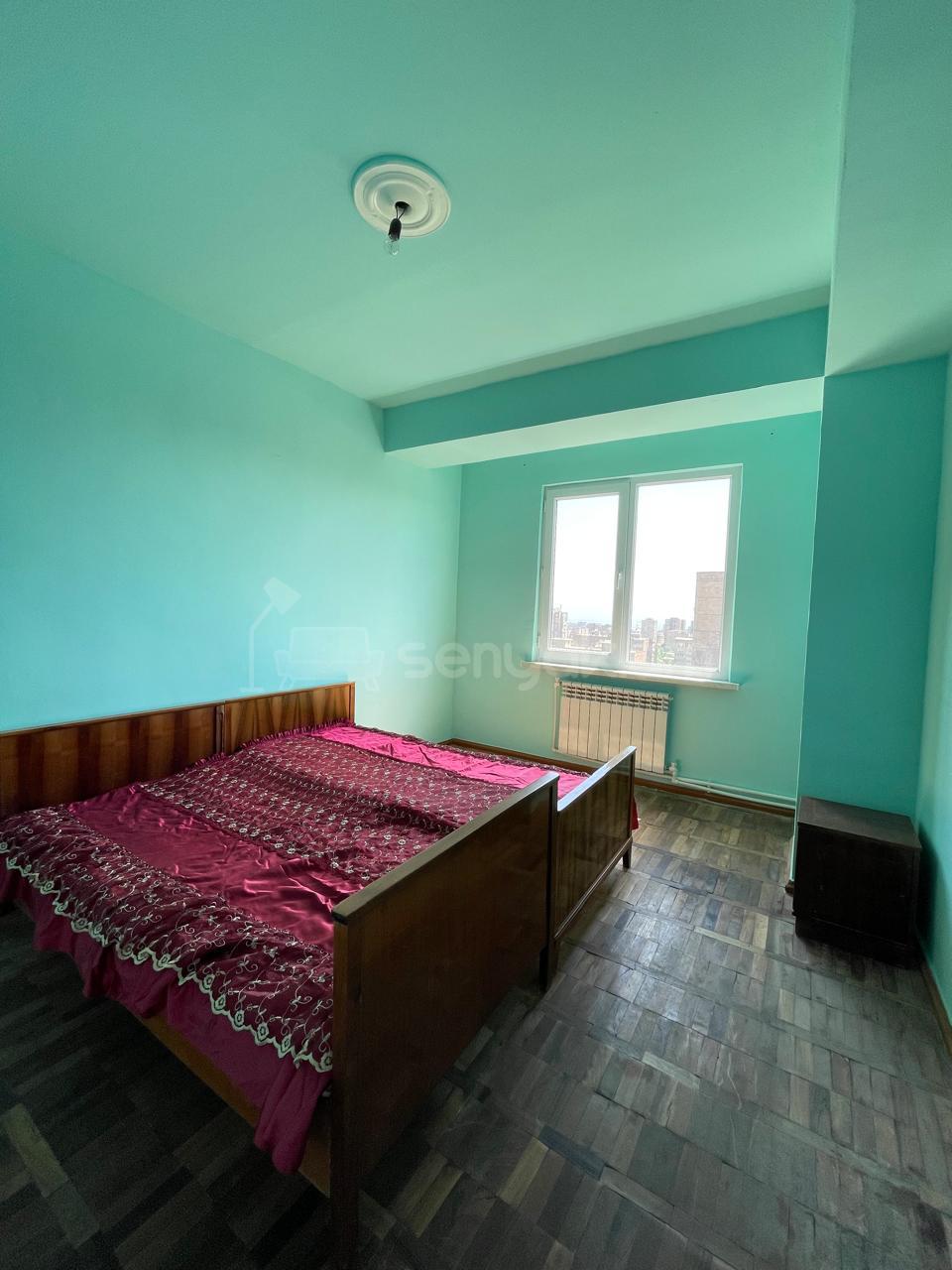 3 Սենյականոց Բնակարան, 80քմ, 13/14 հարկ, Կոսմետիկ Վերանորոգված, Մասամբ Կահավորված, Արևկող