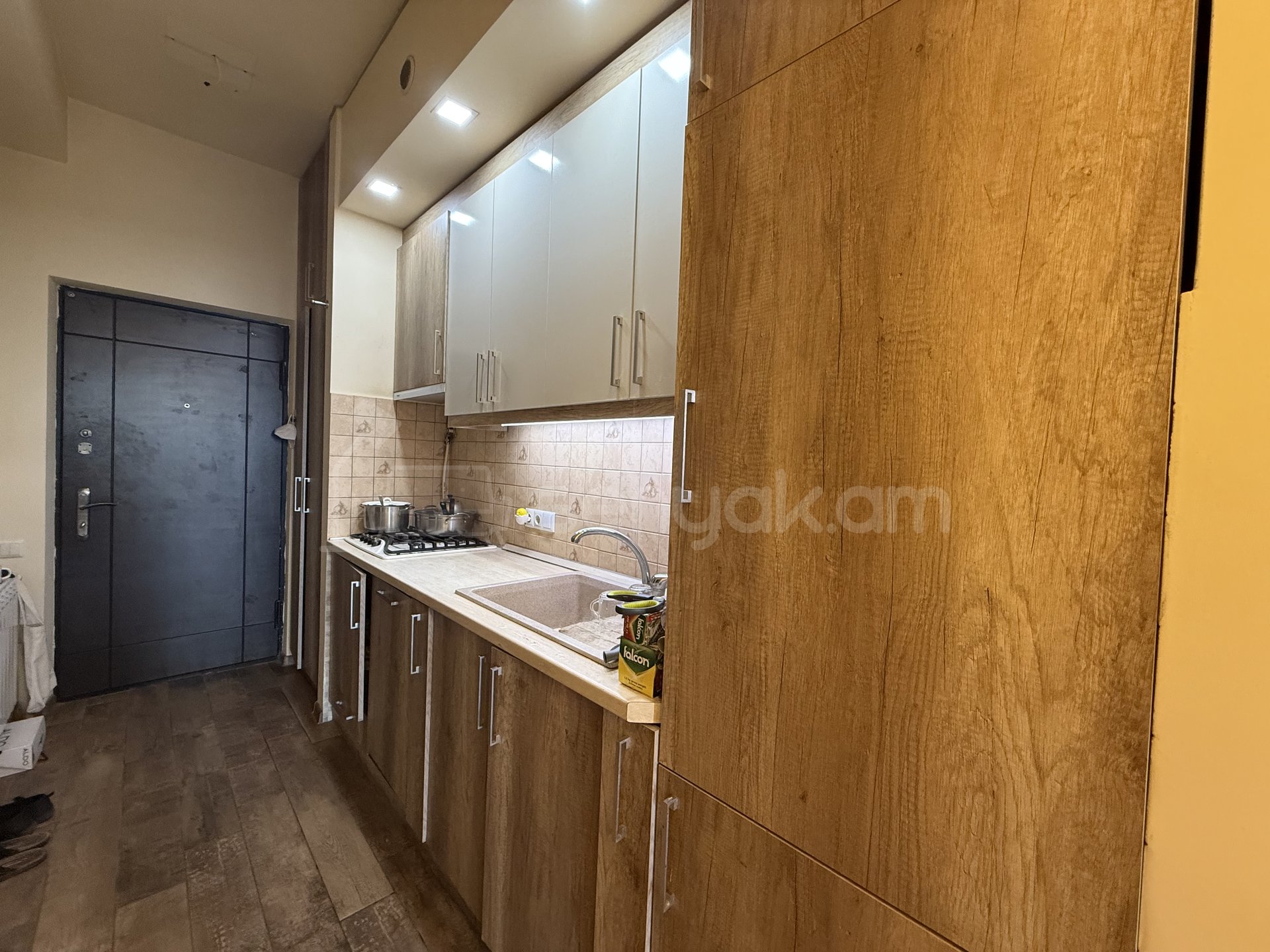 3 Սենյականոց Բնակարան Նորակառույցում, 53քմ, 9/12 հարկ, Կապիտալ Վերանորոգված