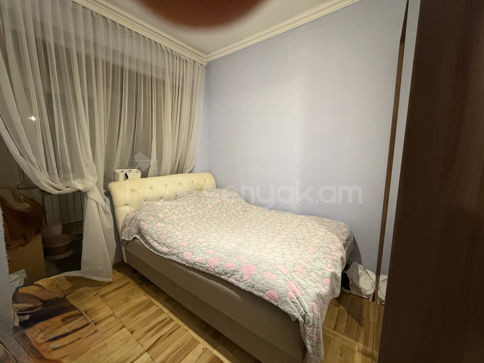 3 Սենյականոց Բնակարան, 74քմ, 7/9 հարկ, Նորմալ Վիճակում