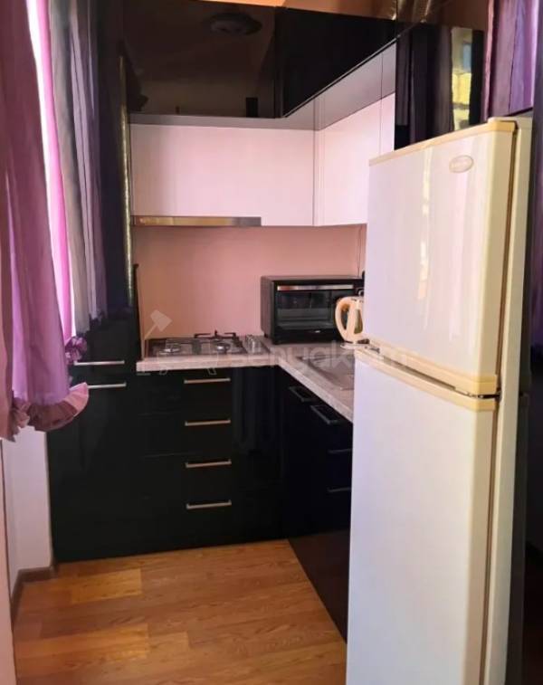 2 Սենյականոց Բնակարան Քարե Շենքում, 40քմ, 3/5 հարկ, Դիզայներական Վերանորոգված, Կահավորված, Արևկող