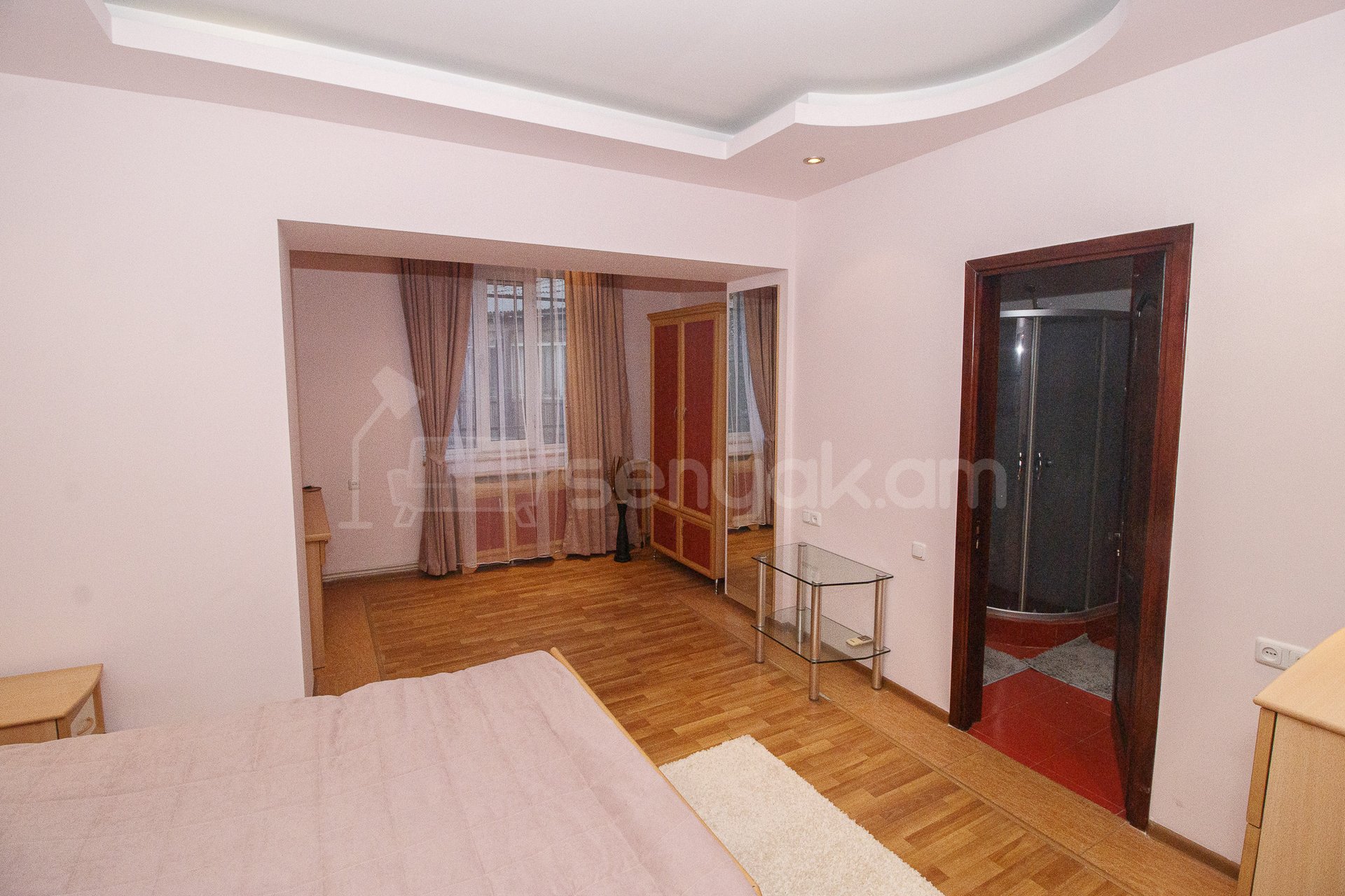 3 Սենյականոց Բնակարան, 125քմ, 3/10 հարկ, Դիզայներական Վերանորոգված