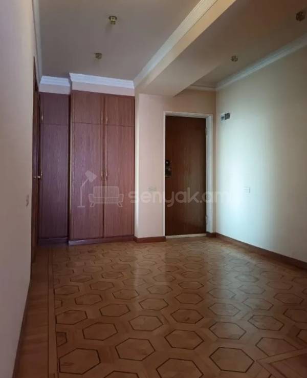 4 Սենյականոց Բնակարան Քարե Շենքում, 119քմ, 11/14 հարկ, Կապիտալ Վերանորոգված, Կահավորված, Արևկող