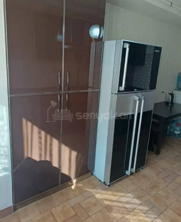 4 Սենյականոց Բնակարան Քարե Շենքում, 119քմ, 11/14 հարկ, Կապիտալ Վերանորոգված, Կահավորված, Արևկող