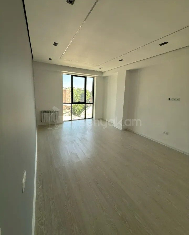 3 Սենյականոց Բնակարան Նորակառույցում, 99քմ, 2/18 հարկ, Կապիտալ Վերանորոգված