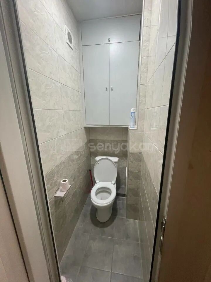 3 Սենյականոց Բնակարան, 93քմ, 3/9 հարկ, Նորմալ Վիճակում