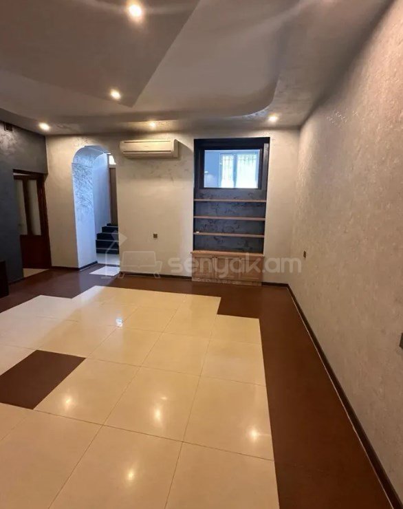 Օֆիսային Տարածք, 97քմ, Կապիտալ Վերանորոգված