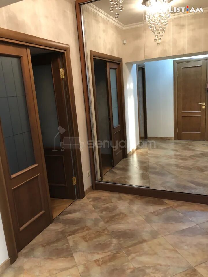 2 Սենյականոց Բնակարան Քարե Շենքում, 60քմ, 3/5 հարկ, Կապիտալ Վերանորոգված