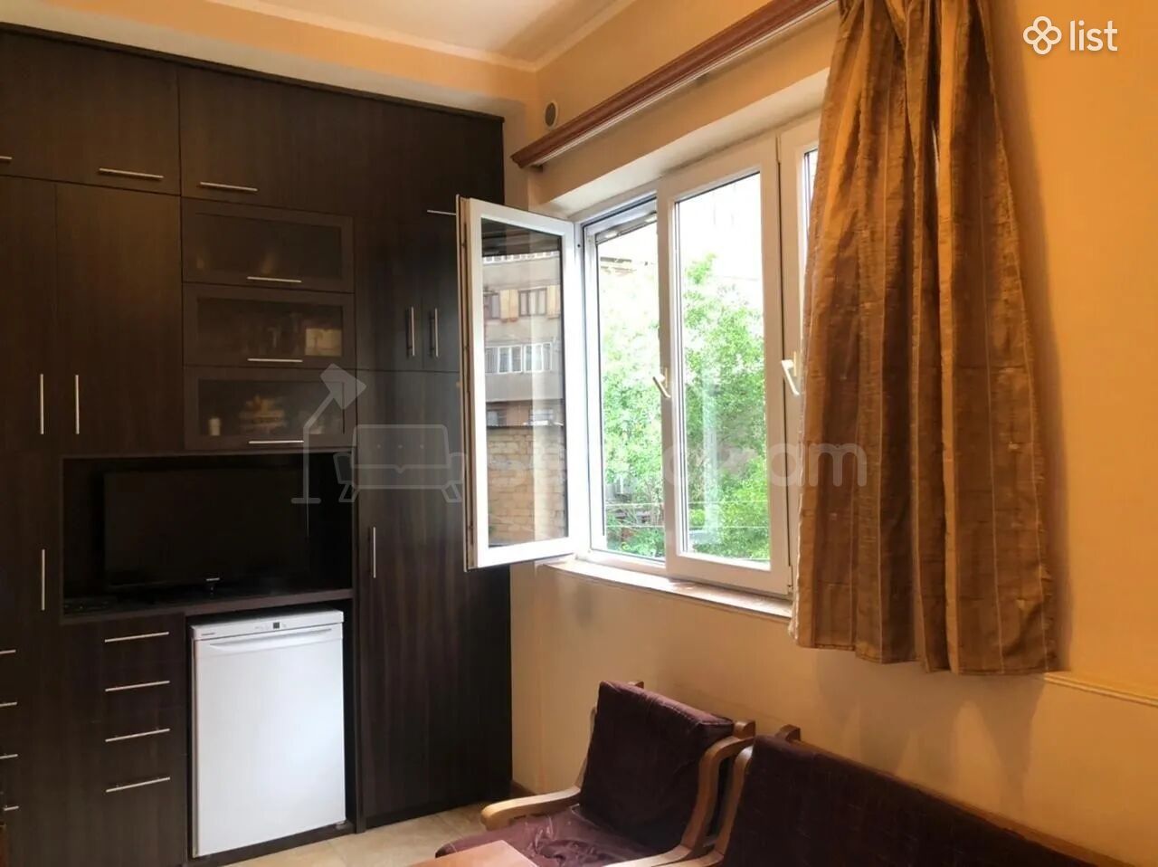 2 Սենյականոց Բնակարան Քարե Շենքում, 60քմ, 3/5 հարկ, Կապիտալ Վերանորոգված