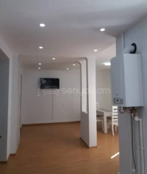 3 Սենյականոց Բնակարան Քարե Շենքում, 72քմ, 2/5 հարկ, Կապիտալ Վերանորոգված, Կահավորված, Արևկող