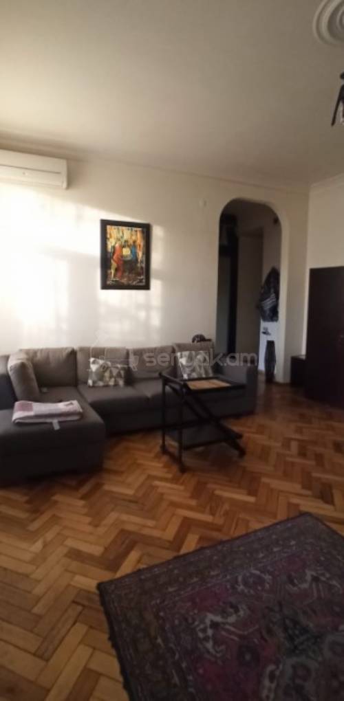 1 Սենյականոց Բնակարան Քարե Շենքում, 43քմ, 3/4 հարկ, Կոսմետիկ Վերանորոգված