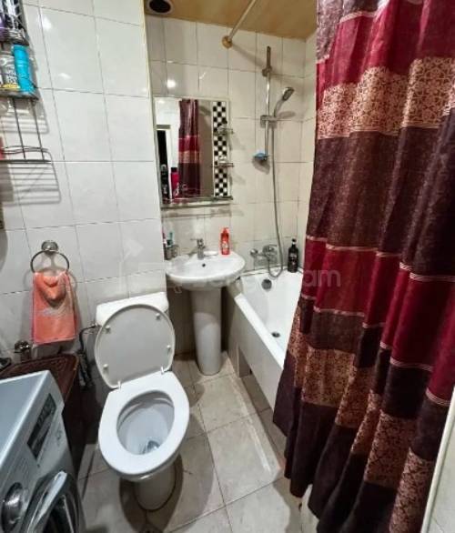 2 Սենյականոց Բնակարան Քարե Շենքում, 54քմ, 5/5 հարկ, Կապիտալ Վերանորոգված
