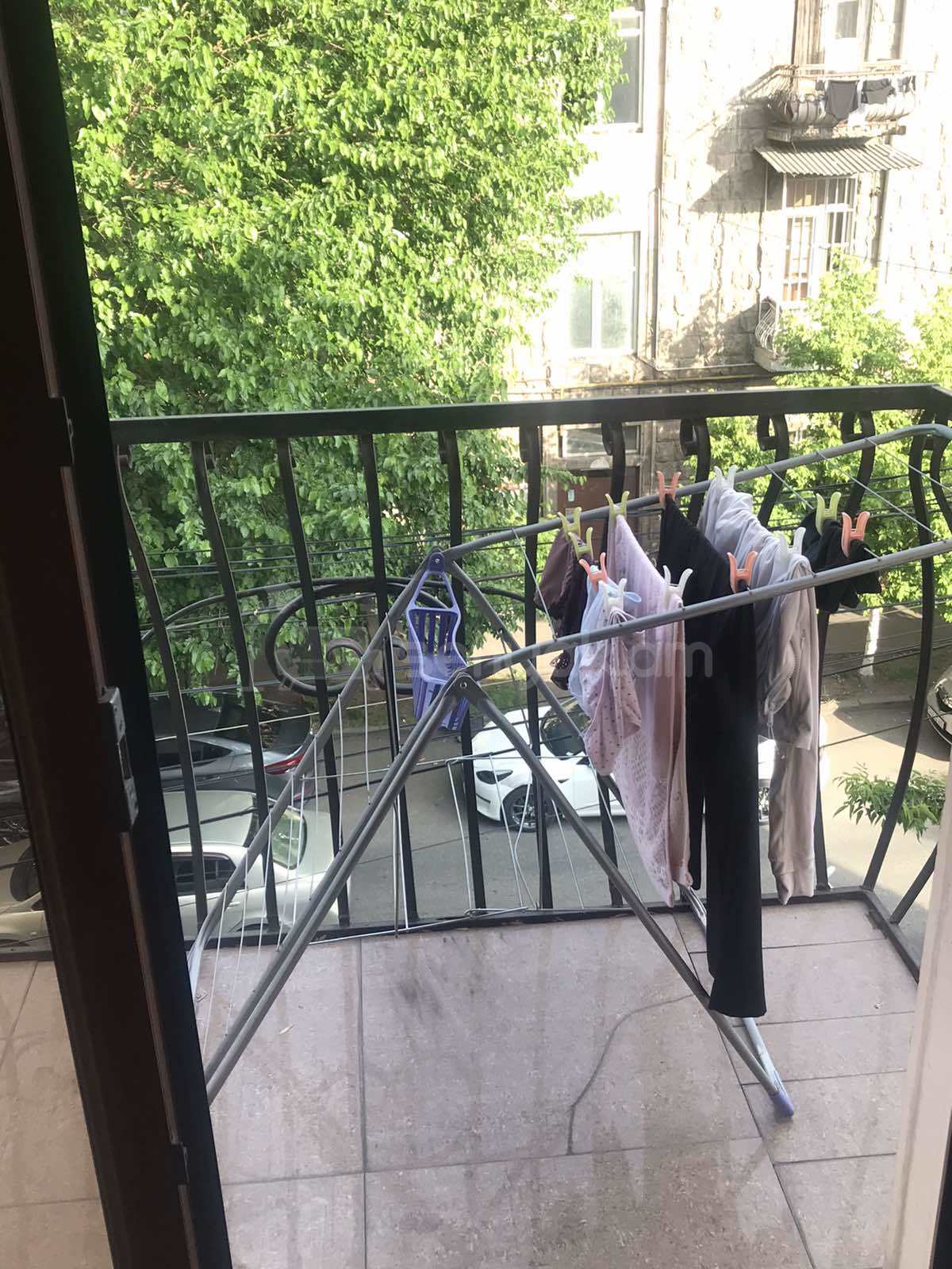 1 Սենյականոց Բնակարան Քարե Շենքում, 45քմ, 3/3 հարկ, Կապիտալ Վերանորոգված, Կահավորված, Արևկող