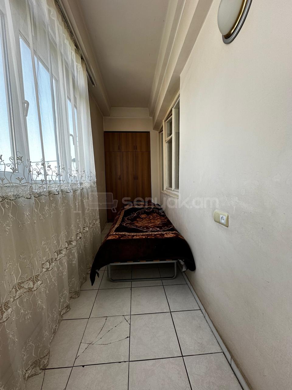 3 Սենյականոց Բնակարան, 89քմ, 6/9 հարկ, Նորմալ Վիճակում