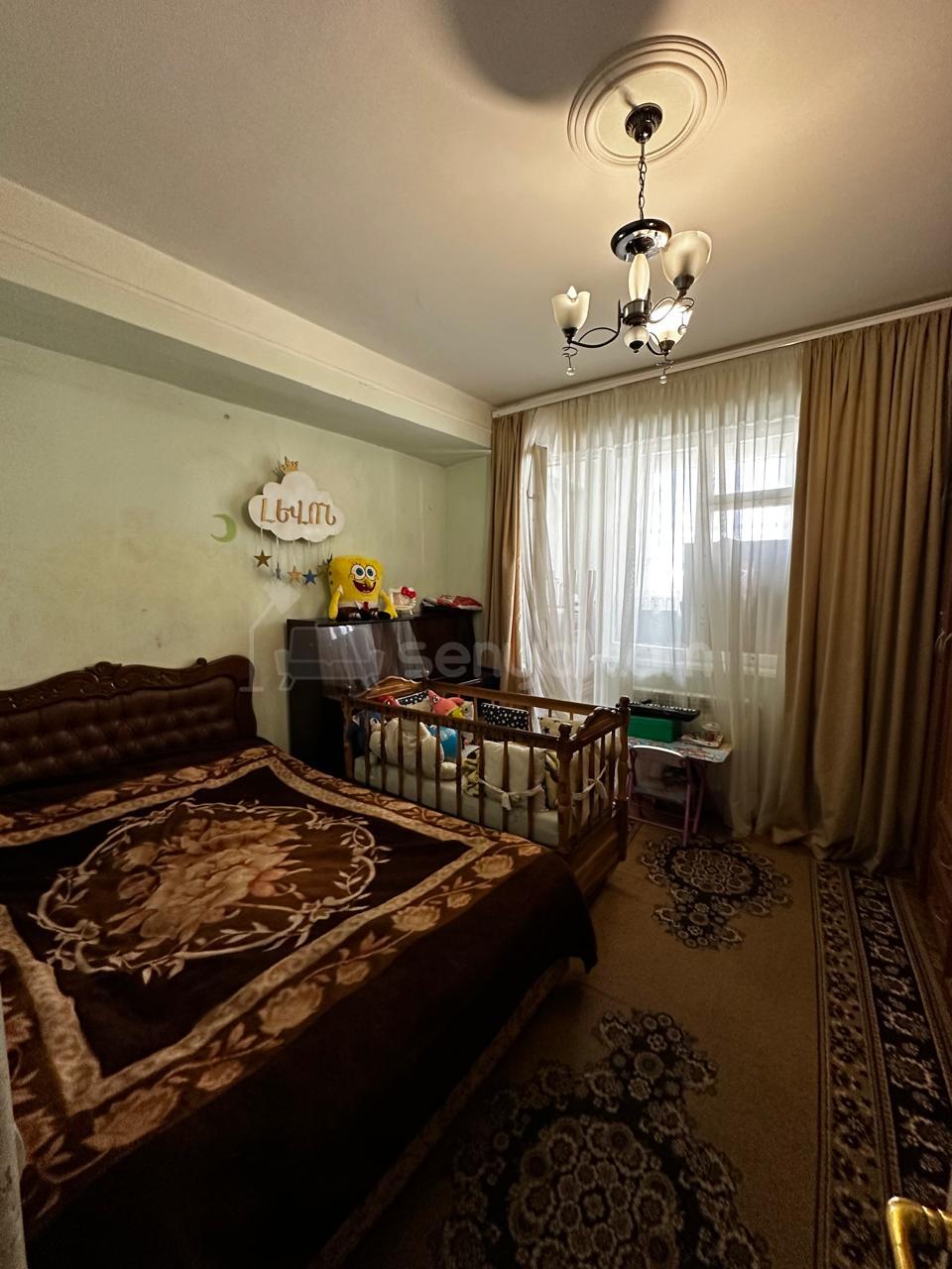 3 Սենյականոց Բնակարան, 89քմ, 6/9 հարկ, Նորմալ Վիճակում