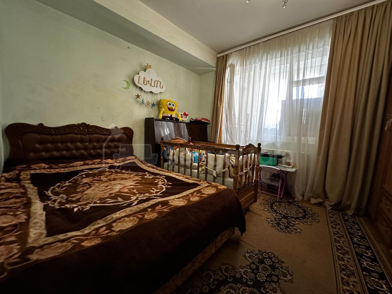 3 Սենյականոց Բնակարան, 89քմ, 6/9 հարկ, Նորմալ Վիճակում
