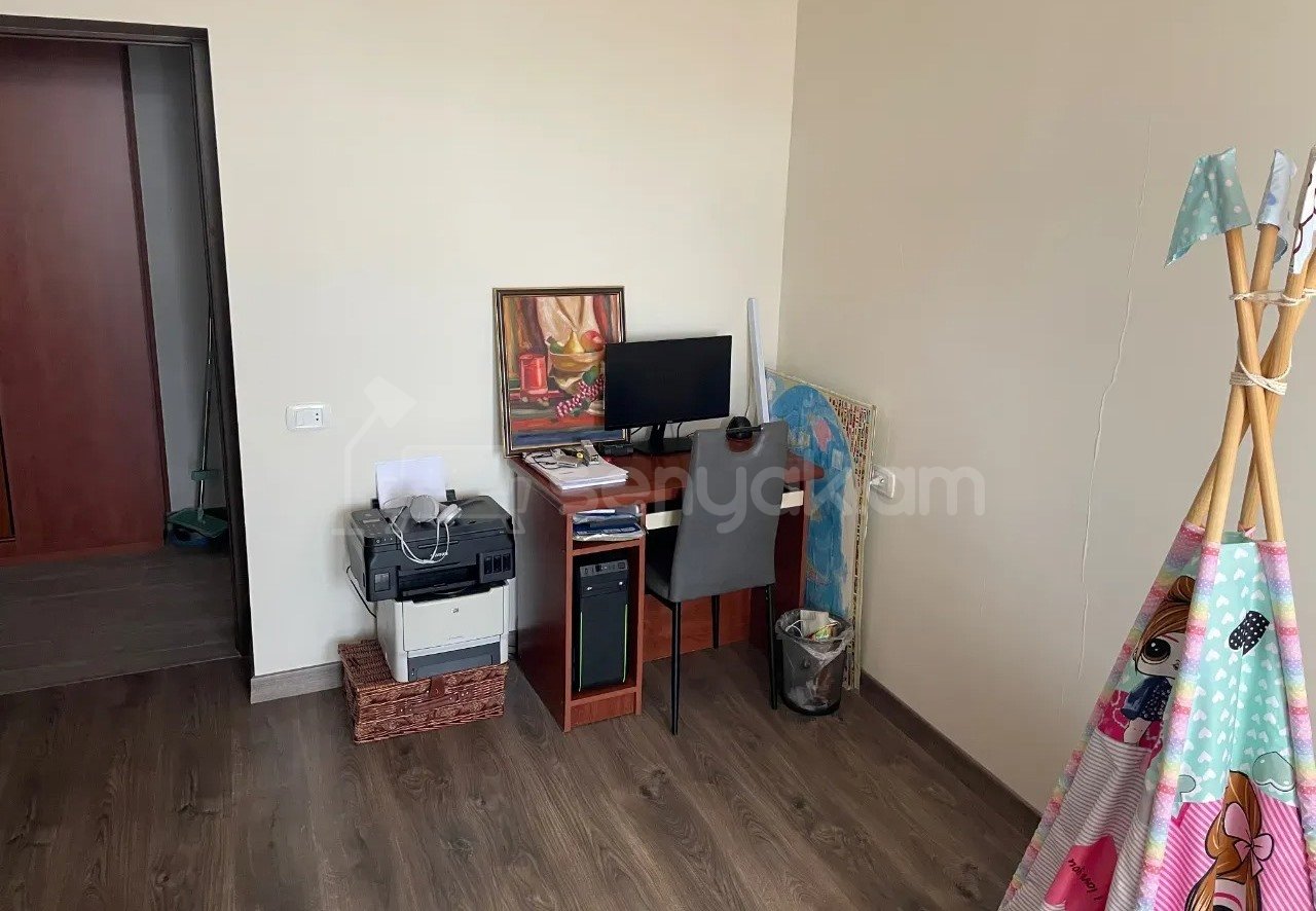 5 Սենյականոց Բնակարան Նորակառույցում, 155քմ, 12/14 հարկ, Կապիտալ Վերանորոգված, Կահավորված, Արևկող