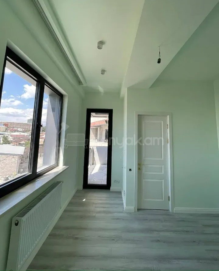 3 Սենյականոց Բնակարան Նորակառույցում, 72քմ, 2/9 հարկ, Կապիտալ Վերանորոգված