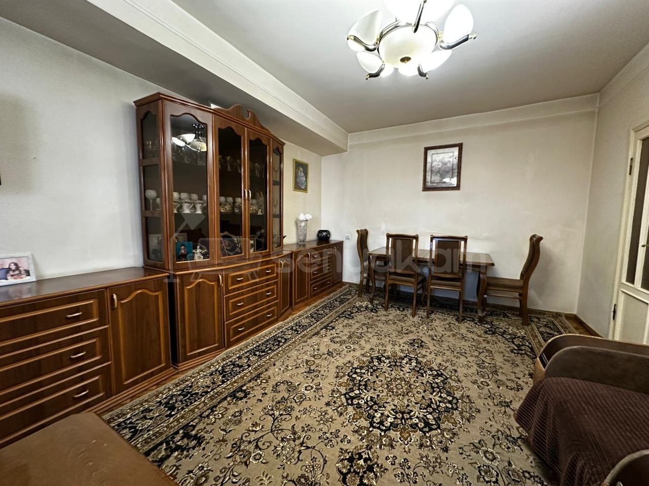 3 Սենյականոց Բնակարան, 89քմ, 6/9 հարկ, Նորմալ Վիճակում