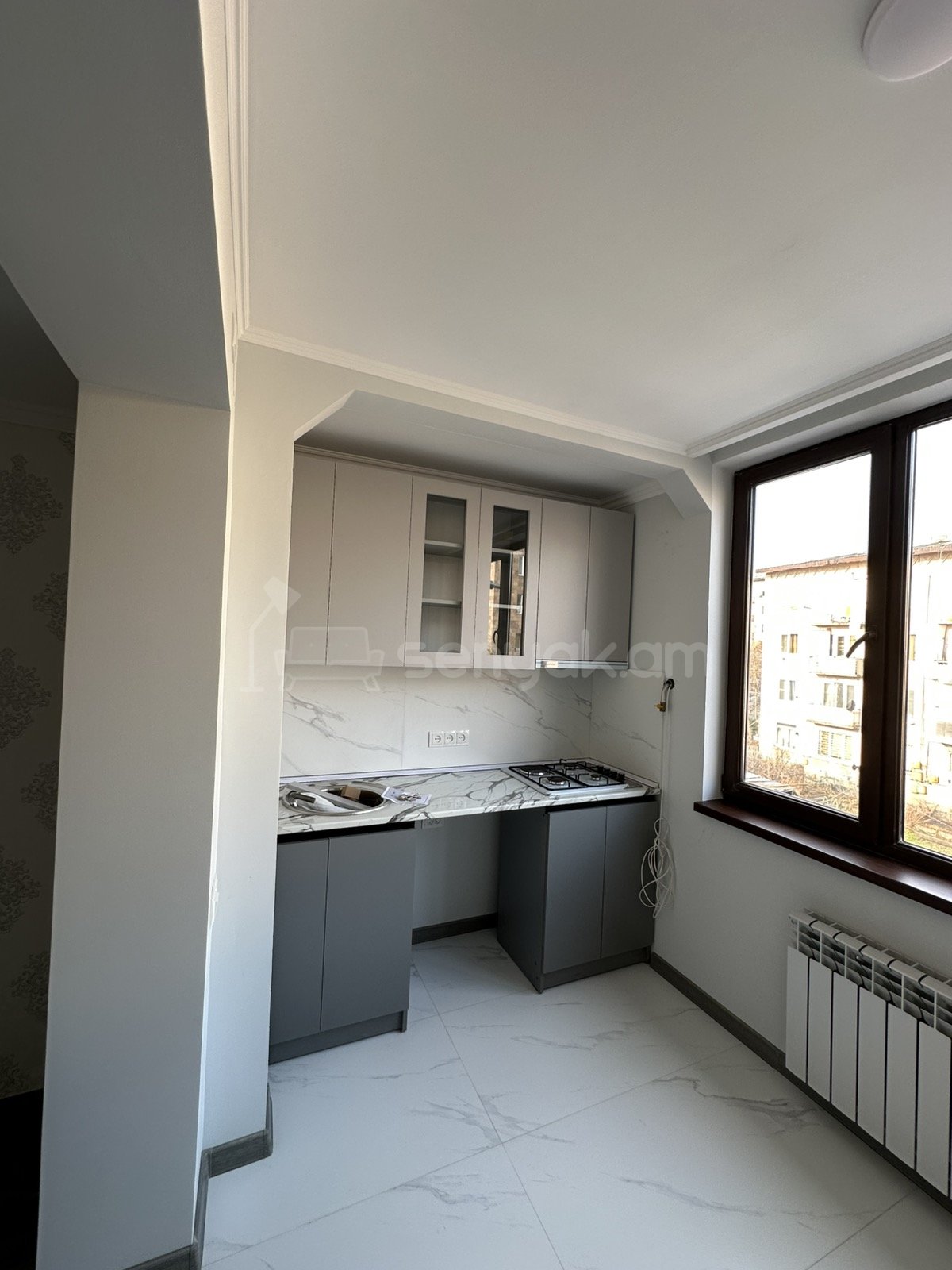 2 Սենյականոց Բնակարան, 42քմ, 4/4 հարկ, Կապիտալ Վերանորոգված