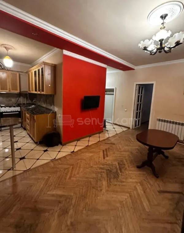 2 Սենյականոց Բնակարան Քարե Շենքում, 62քմ, 2/5 հարկ, Կոսմետիկ Վերանորոգված, Կահավորված, Արևկող