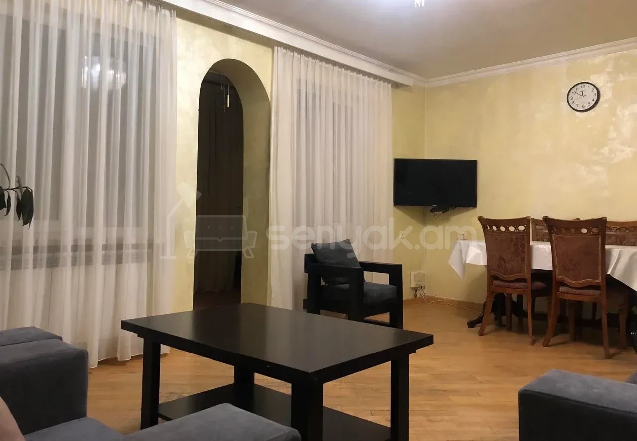 4 Սենյականոց Բնակարան, 100քմ, 4/9 հարկ, Կապիտալ Վերանորոգված, Կահավորված, Արևկող