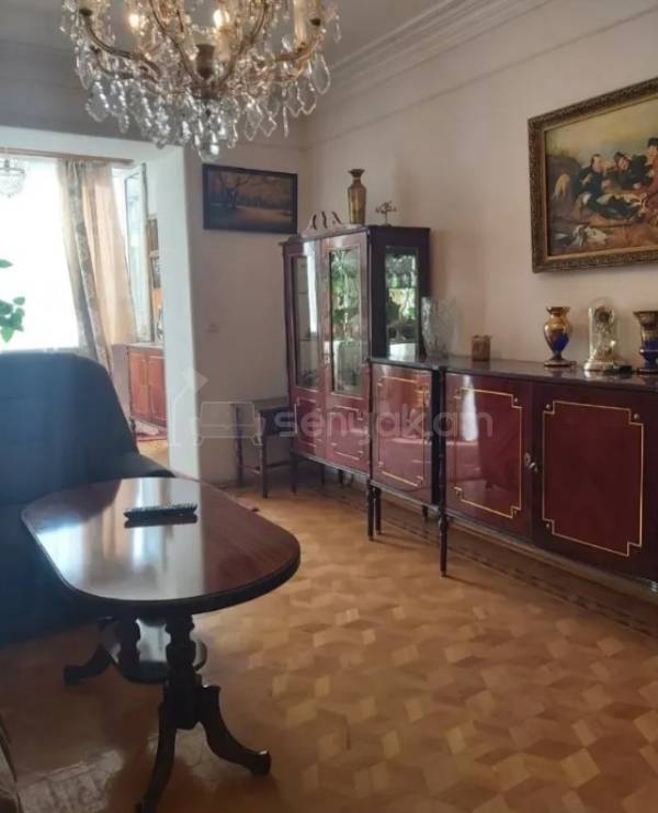 3 Սենյականոց Բնակարան Քարե Շենքում, 74քմ, 3/5 հարկ, Կոսմետիկ Վերանորոգված