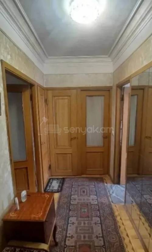 3 Սենյականոց Բնակարան Քարե Շենքում, 74քմ, 3/5 հարկ, Կոսմետիկ Վերանորոգված