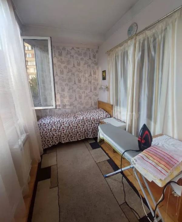 3 Սենյականոց Բնակարան Քարե Շենքում, 74քմ, 3/5 հարկ, Կոսմետիկ Վերանորոգված
