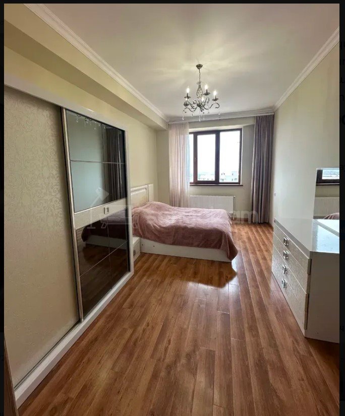 2 Սենյականոց Բնակարան Նորակառույցում, 85քմ, 10/13 հարկ, Կապիտալ Վերանորոգված, Կահավորված