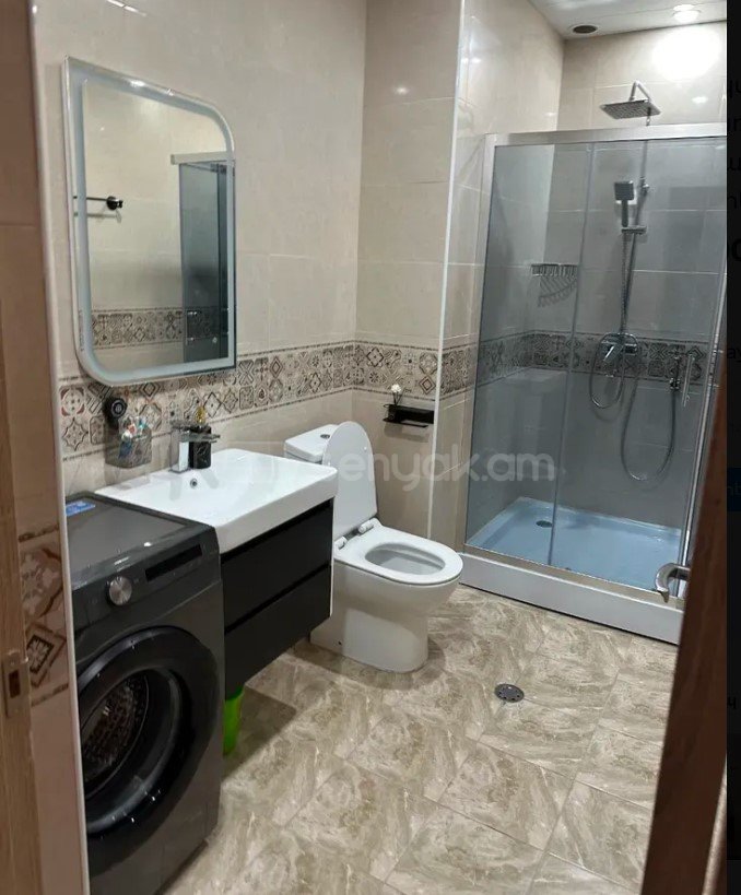 2 Սենյականոց Բնակարան Նորակառույցում, 85քմ, 10/13 հարկ, Կապիտալ Վերանորոգված, Կահավորված
