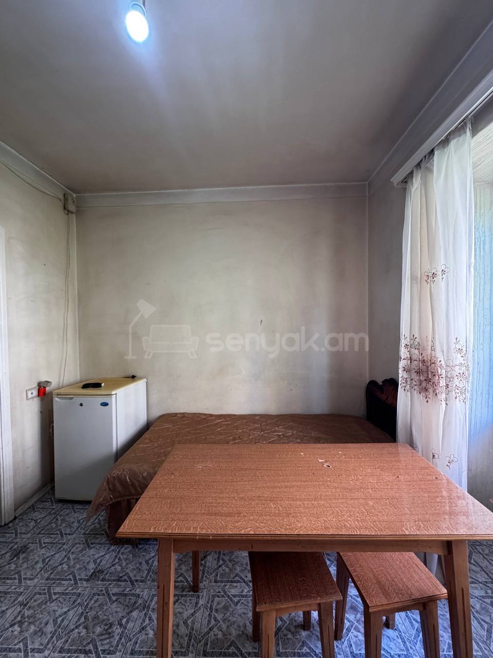 1 Սենյականոց Բնակարան Քարե Շենքում, 40քմ, 6/6 հարկ, Կապիտալ Վերանորոգված, Կահավորված