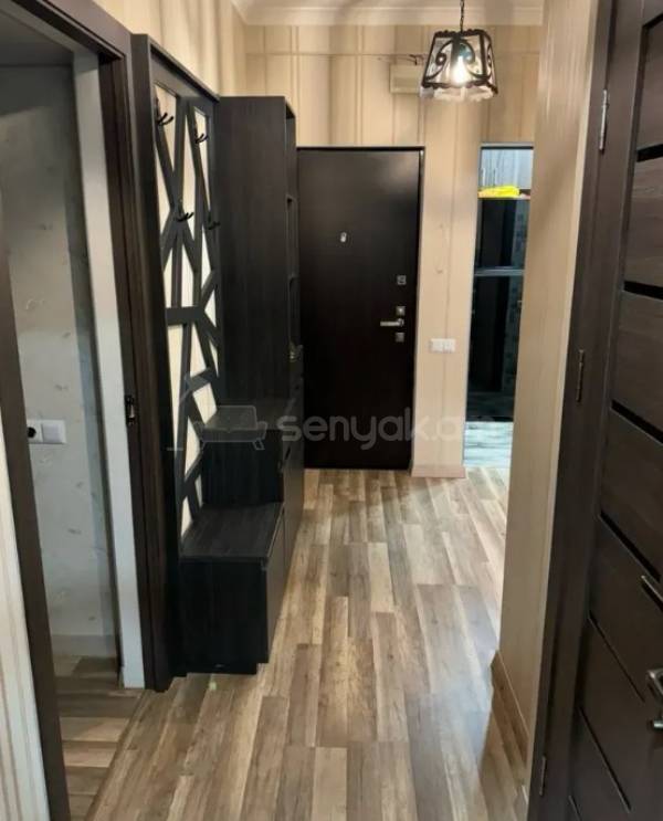 4 Սենյականոց Բնակարան, 81քմ, 6/9 հարկ, Դիզայներական Վերանորոգված, Կահավորված, Արևկող