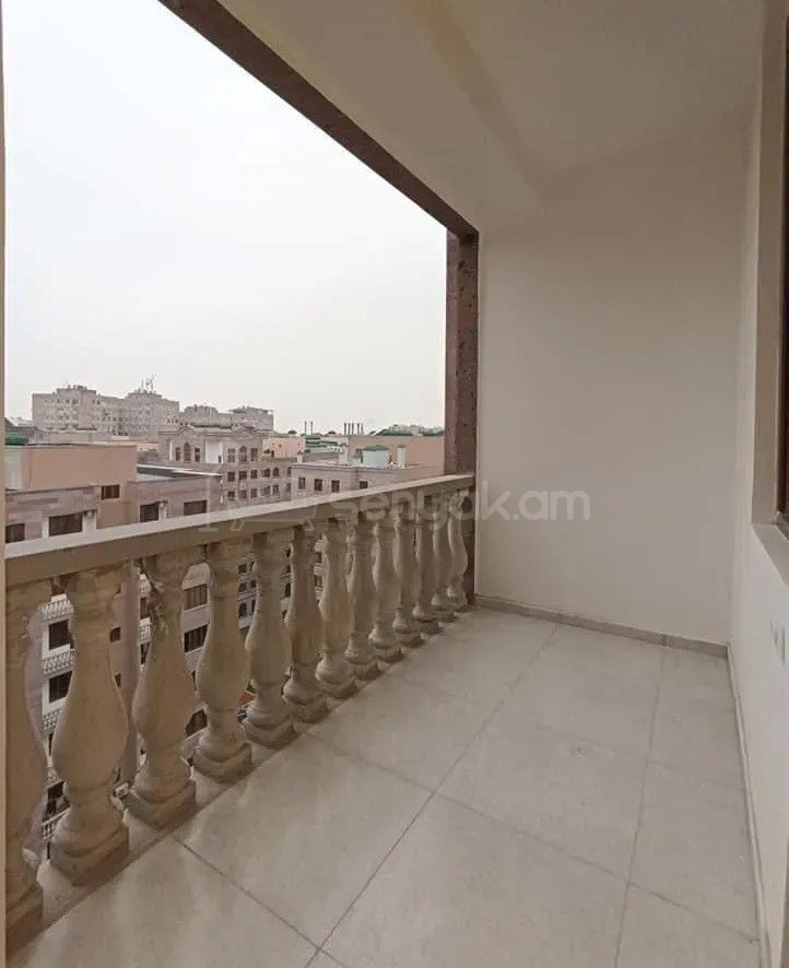 3 Սենյականոց Բնակարան Նորակառույցում, 100քմ, 10/10 հարկ, Կապիտալ Վերանորոգված