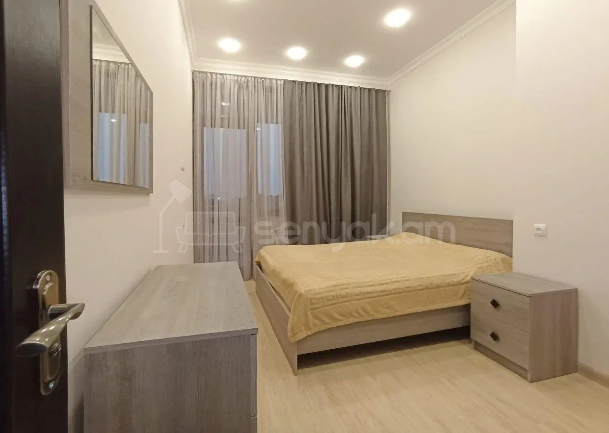 3 Սենյականոց Բնակարան Նորակառույցում, 100քմ, 10/10 հարկ, Կապիտալ Վերանորոգված