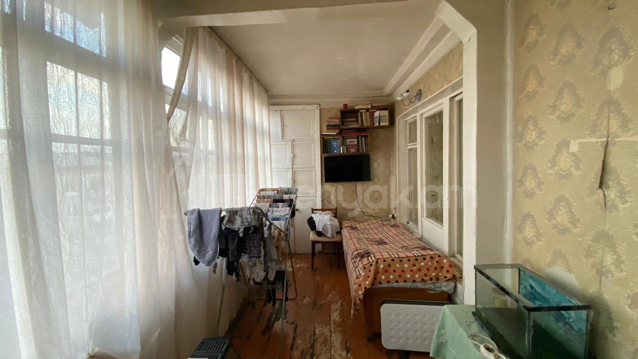 3 Սենյականոց Բնակարան, 74քմ, 3/4 հարկ, Պետական Վիճակում