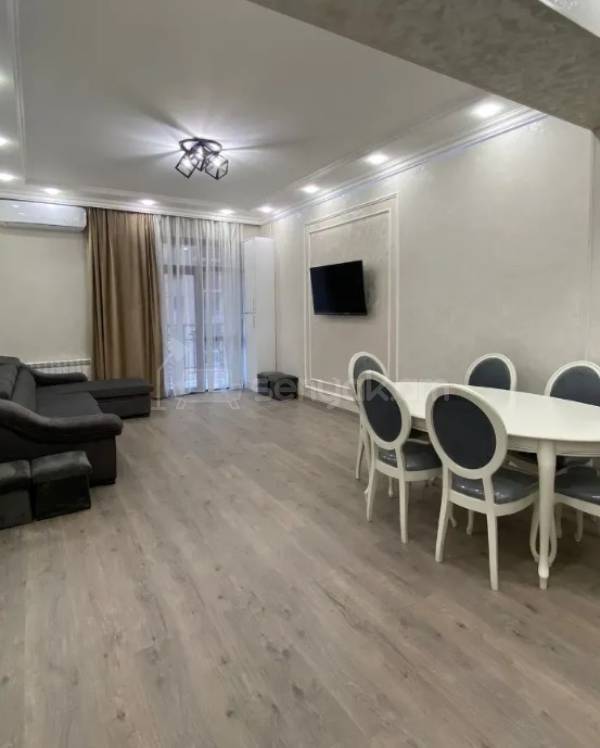 2 Սենյականոց Բնակարան Նորակառույցում, 71քմ, 3/9 հարկ, Դիզայներական Վերանորոգված, Կահավորված, Արևկող