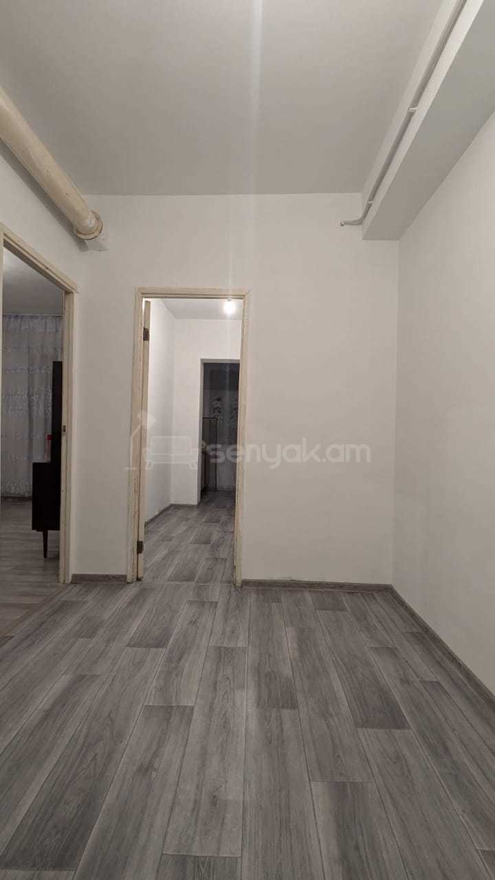2 Սենյականոց Բնակարան, 52քմ, 4/9 հարկ, Կոսմետիկ Վերանորոգված, Մասամբ Կահավորված, Արևկող