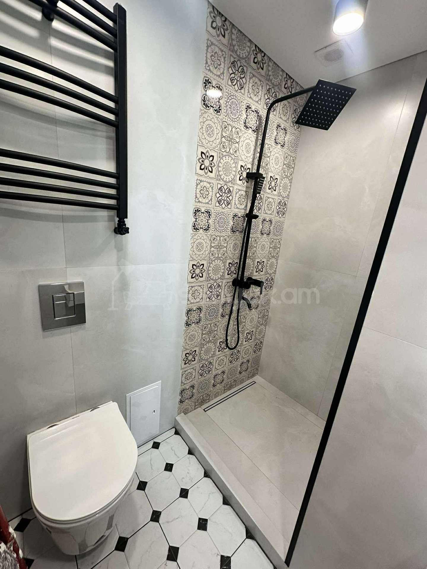 2 Սենյականոց Բնակարան Քարե Շենքում, 69քմ, 2/5 հարկ, Դիզայներական Վերանորոգված