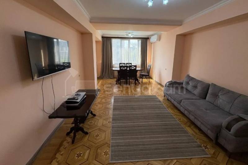 2 Սենյականոց Բնակարան, 70քմ, 7/9 հարկ, Կապիտալ Վերանորոգված, Կահավորված, Արևկող