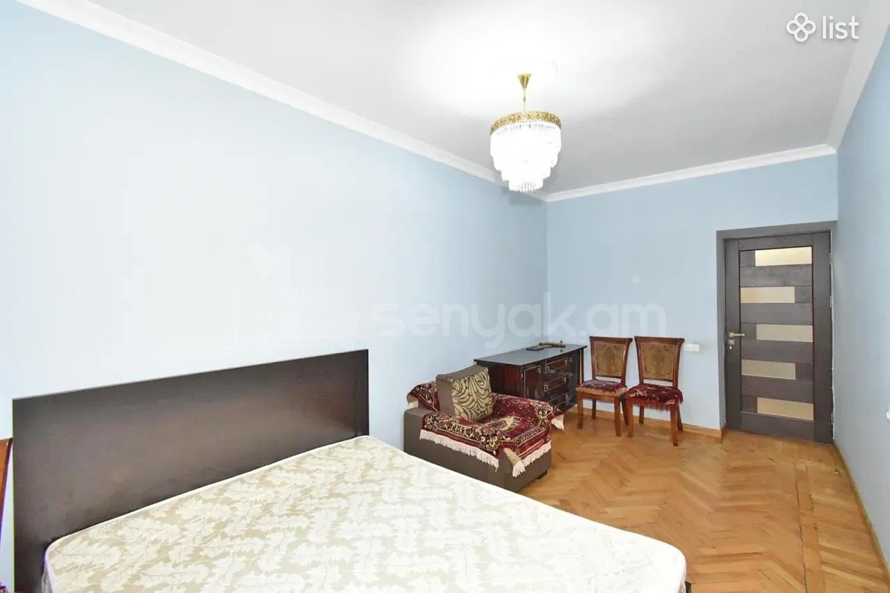 3 Սենյականոց Բնակարան Քարե Շենքում, 75քմ, 1/5 հարկ, Կապիտալ Վերանորոգված, Կահավորված, Արևկող
