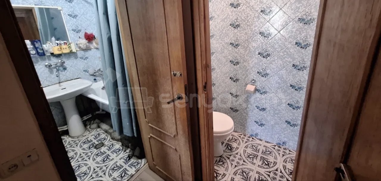 3 Սենյականոց Բնակարան, 77քմ, 9/9 հարկ, Նորմալ Վիճակում, Կահավորված, Արևկող