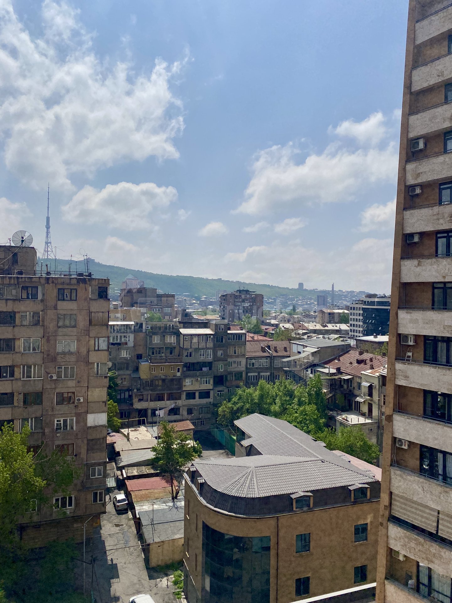 3 Սենյականոց Բնակարան, 80քմ, 10/10 հարկ, Կապիտալ Վերանորոգված