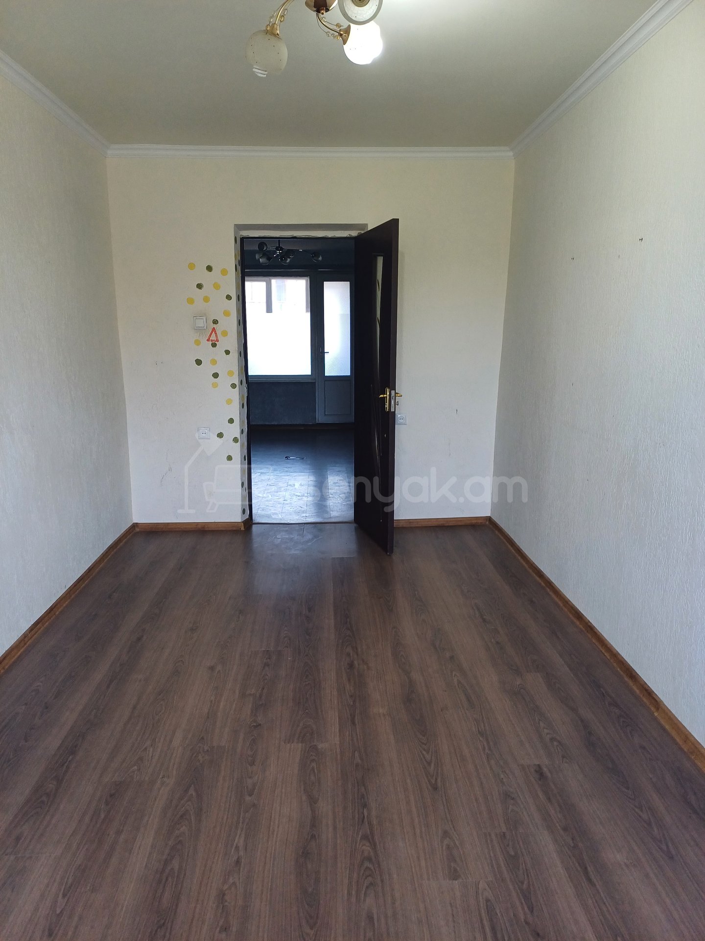 2 Սենյականոց Բնակարան, 56քմ, 4/5 հարկ, Կապիտալ Վերանորոգված