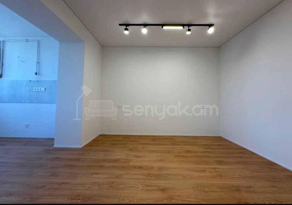 2 Սենյականոց Բնակարան Քարե Շենքում, 36քմ, 2/5 հարկ, Դիզայներական Վերանորոգված