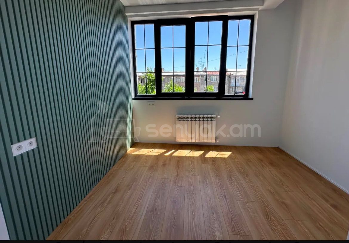 2 Սենյականոց Բնակարան Քարե Շենքում, 36քմ, 2/5 հարկ, Դիզայներական Վերանորոգված